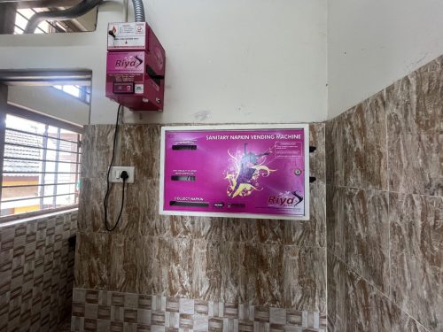 girls toilet 2